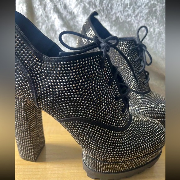 Black Studded Women's Platform Shoes - Picture 8 of 8